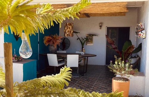 Huercal-Overa Villa | Ruime cortijo met zwembad in Andalusië ideaal voor families & groepen 3 appartementen
