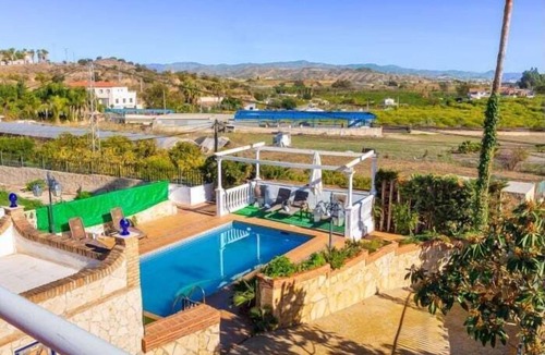 Alhaurin de la Torre Apartment | Rural house near Malaga - Casa Emporio