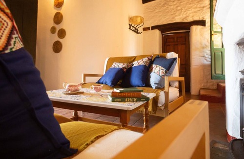 Fuenteheridos House | Rural house and activities. Yoga, Horseback Riding, Hiking, Massage and Gastronomy
