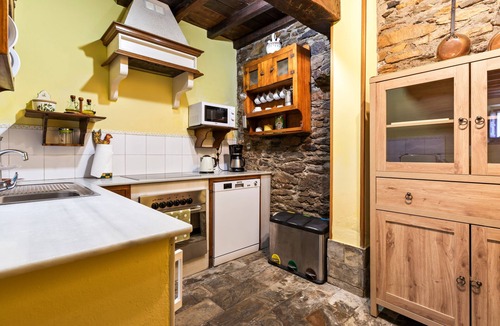 Posada de Rengos House | Rural House 'Casa Mario' with Mountain Views, Garden and Wi-Fi