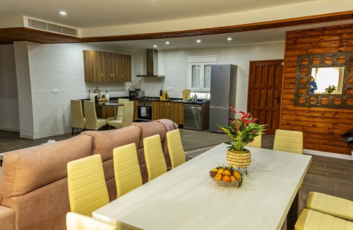 Caravaca de la Cruz House | Rural House 'Cristea Barranda' with Mountain Views, Wi-Fi and Air Conditioning