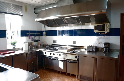 El Viso de San Juan Cottage | Rural House Jardin del Arroyo.