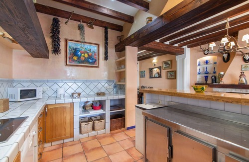 El Rocio House | Rural House in Aldea del Rocío for 22 Guests with Stables and Patio