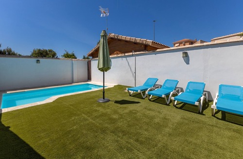 Cobisa House | Rural House 'La Dehesa y Dehesa2' in Toledo, Mountain Views, Up to 21 Guests