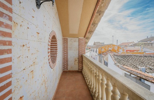 Coca House | Rural House Los Alisos with Private Pool and Terrace in Coca, Segovia