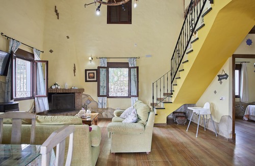 Prado del Rey Cottage | Rural House Los cuatro Olivos 2 in El Bosque