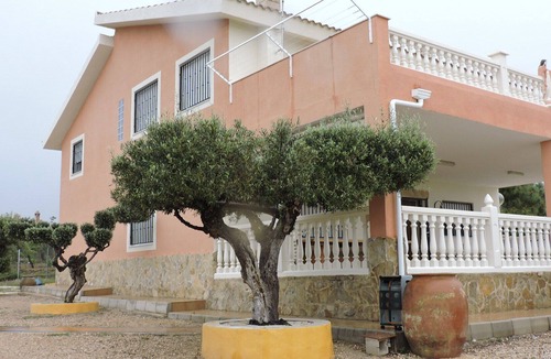 Onil Villa | Rural House Mas. Private pools, for children and adults. Families