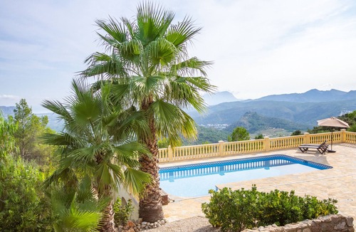 La Vall de Laguar Bed & Breakfast | Rural house with beautiful views, Campell room