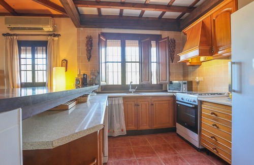 Marchena House | Rural Vacation Home "Los Miradores" with Private Pool, 2 Private Terraces & Wi-Fi