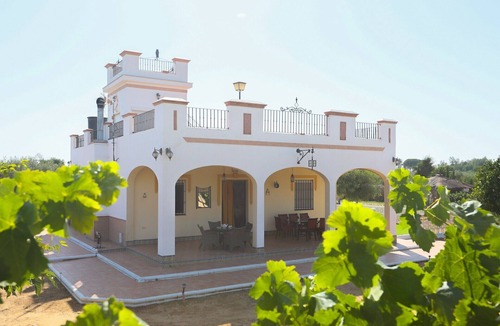 Marchena House | Rural Vacation Home "Los Miradores" with Private Pool, 2 Private Terraces & Wi-Fi