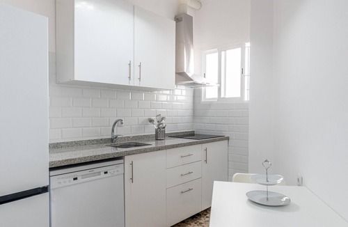 Marchena House | Santa Clara Home: Central Holiday House with Private Terrace, Wi-Fi & Air Conditioning