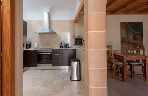 Bahia Calma Villa | Scenic villa with swimming pool