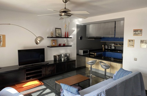 Los Lagos Apartment | Schicke Maisonette-wohnung Direkt am Strand, mit Meerblick und