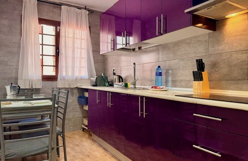 Playa de Arinaga Apartment | Seaside Serenity House
