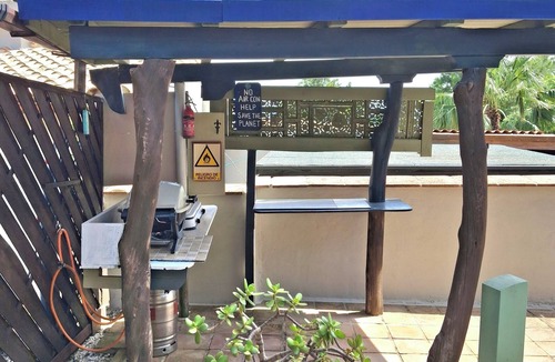 Tarifa Ski Chalet | Self-catering, ocean views, walk to beaches. BBQs, secure parking, set in nature