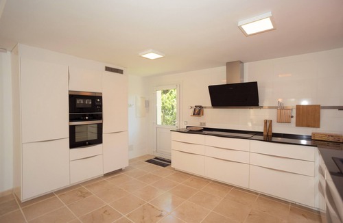 El Paraiso Villa | SEMESTER VILLA BETWEEN MARBELLA AND ESTEPONA COSTA DEL SOL