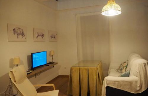 Zuheros Apartment | Sendero de la Subbetica - Apartamentos Turisticos en Zuheros - Holiday Home