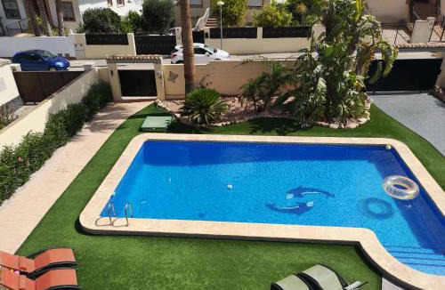 Los Valientes Villa | Serene mountain views Spacious garden and sole use of the 10x5m pool
