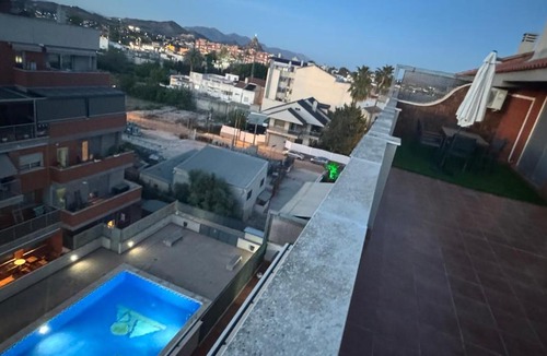 Zarandona Apartment | Solymar Ático Residencial las Pirámides con Piscina