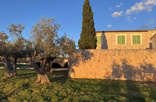 Sa Pobla Villa | Son Barba Mallorca – Luxury, Privacy, Private Pool & Jacuzzi, AC, BBQ, More
