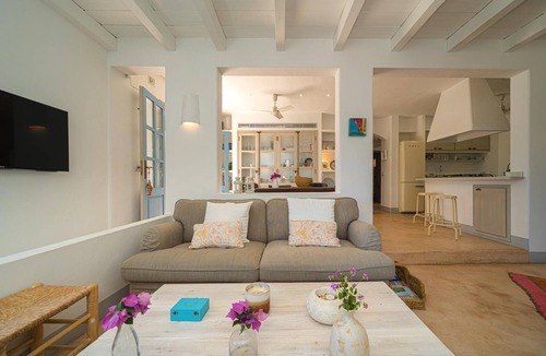 Aduanas Villa | Son de Mar - By Almarina Villas