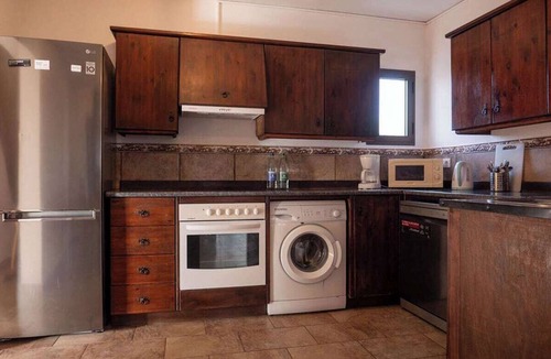 Villaverde Hotel | Spacious Apartment in Green Oasis | Casa Cocolores