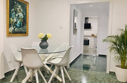 Los Tilos Apartment | Spacious apartment with terrace - Near Málaga city center