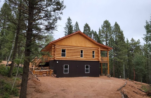 Spring Valley Cabin | Spacious Comfortable Cabin