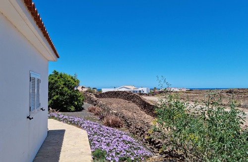 El Cotillo House | Spacious House with Garden and Outstanding Views in El Roque, El Cotillo