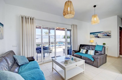 Playa Blanca Villa | Spacious & Modern 3 Bed Villa Private heated Pool, Mountain views & beach nearby