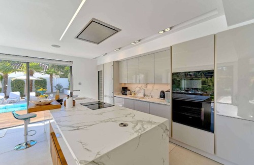 Puerto Banus Villa | Spacious Villa for 12 in Puerto Banus