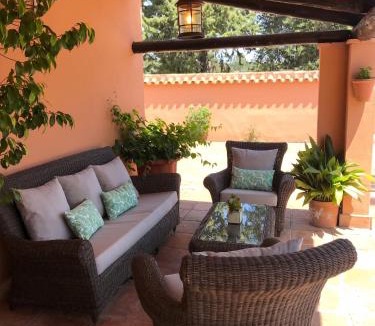 Hornachuelos Villa | Spacious Villa with Private Pool in Hornachuelos