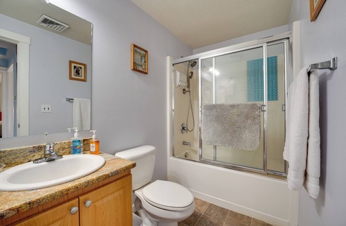 Springfield Apartment | Springfield Apt w/Deck + Central Location!