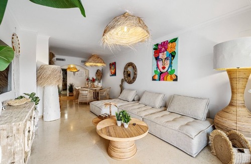 Elviria Apartment | Standing apartment in Marbella