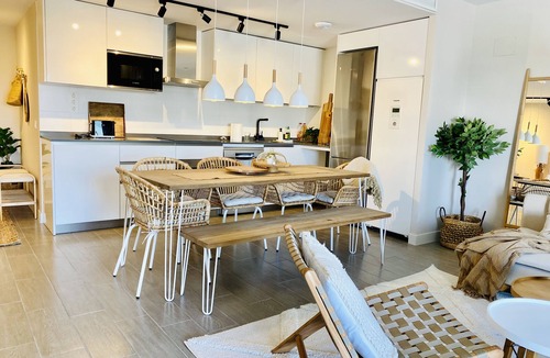 El Morche Apartment | Stor Lägenhet vid Stranden med Fantastisk Terrass