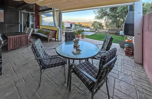 El Castillo de las Guardas House | Stunning home in El Castillo de las Gua