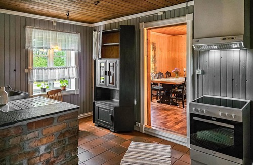 Eidsberg Municipality House | Stunning home in Eidsberg with kitchen
