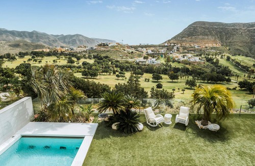 La Envia House | Stunning home in Vicar