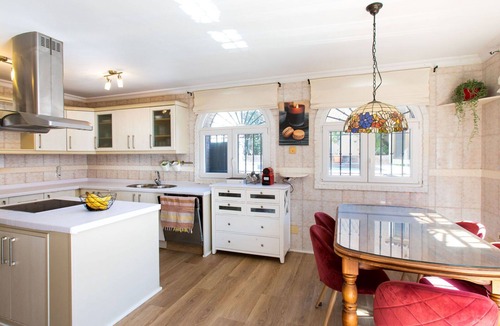 La Cala del Moral House | Stunning villa for 6 guests with private pool, A/C, WIFI, TV and patio