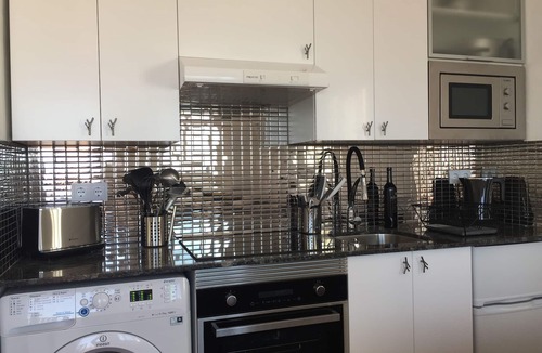 Mojacar Apartment | Stylish one bedroomed apartment with stunning sea views