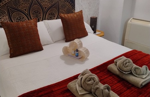 La Catedral House | Suite El Califa
