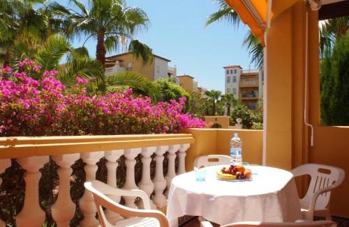 Torrevieja Apartment | Sunny apartment Aldea Del Mar near the sea