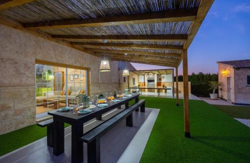 Dolores Villa | SunnyValley by Fidalsa