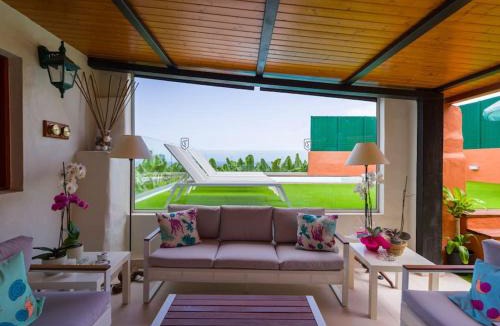 Arucas Villa | Sunset Banana Plantation House with sea views and private pool by CanaryScape