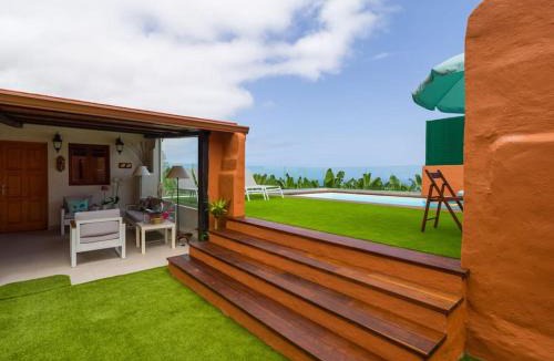 Arucas Villa | Sunset Banana Plantation House with sea views and private pool by CanaryScape