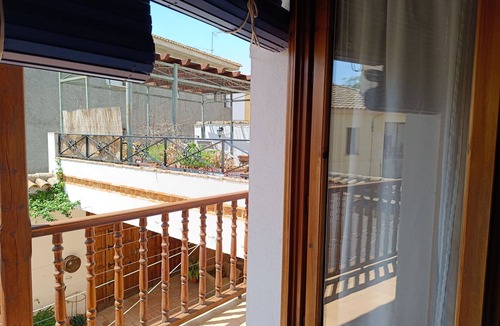 Consuegra Apartment | Superior Apartment 'Corredor' with Terrace, Wi-Fi and Air Conditioning