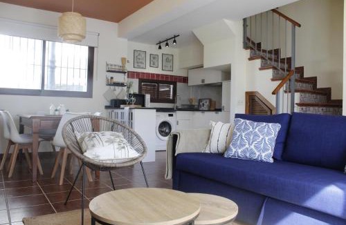 El Ronquillo House | TEJADILLA Casita Rural Cerca de Sevilla con Piscinas