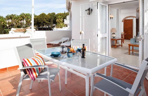 Oasis del Capistrano Apartment | Tetuan 11 - El Oasis de Capistrano!