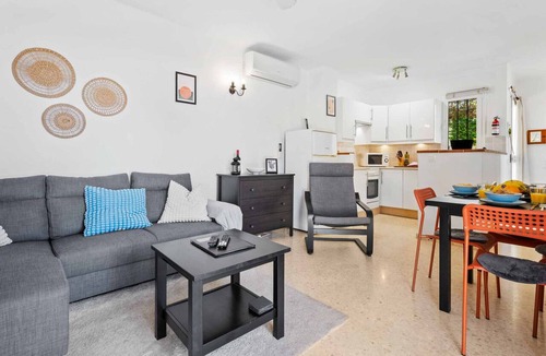 Oasis del Capistrano Apartment | Tetuan 31 - El Oasis de Capistrano!