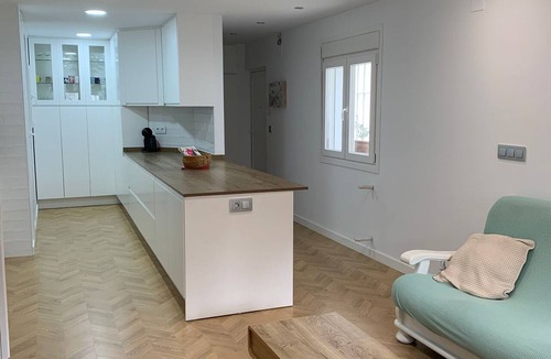 Old Town Baeza Condo | "THE WALLS"